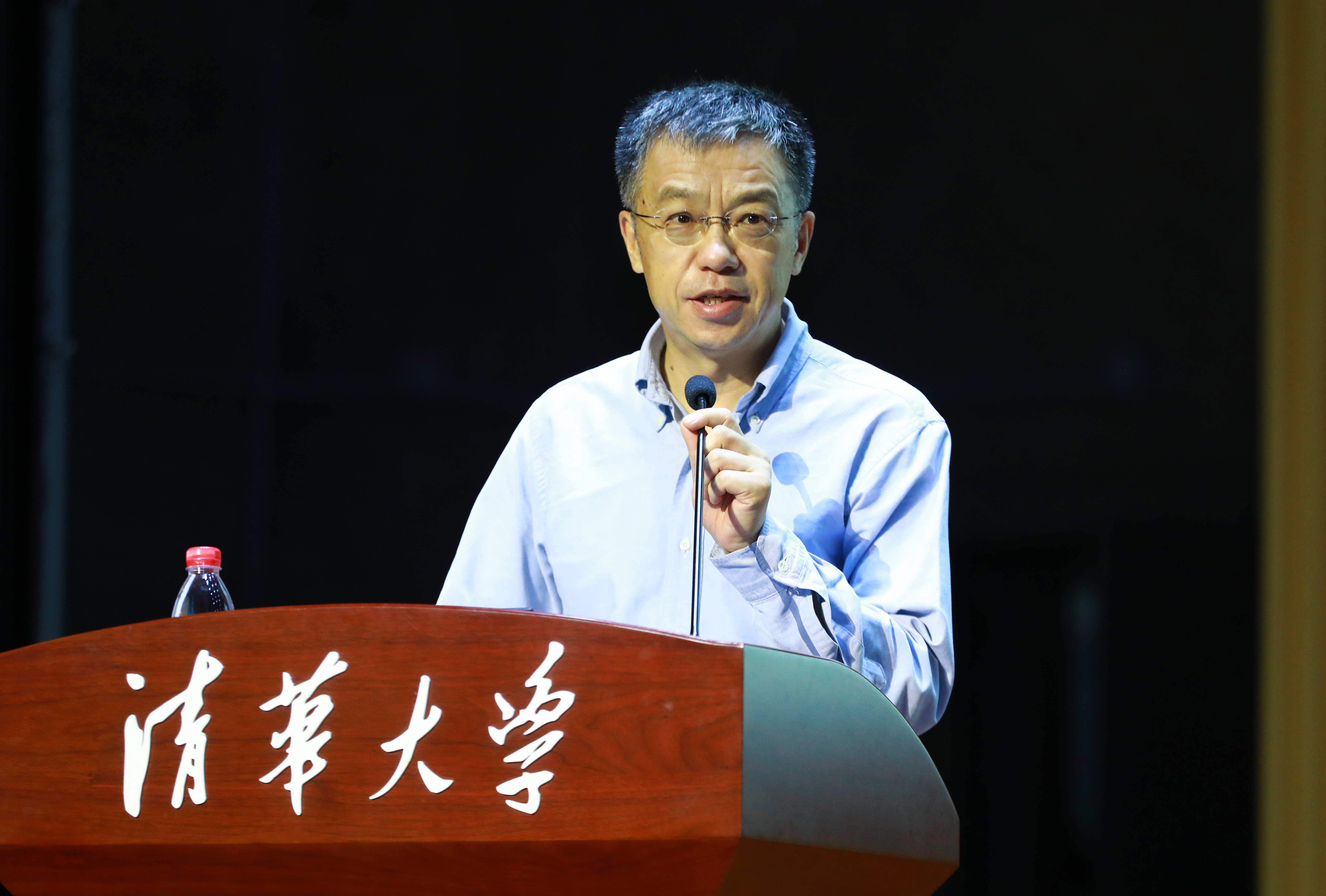20220816-新葡萄官网AMG举办2022级本科生新生骨干训练营-严振峣-史宗恺作专题讲座.jpg