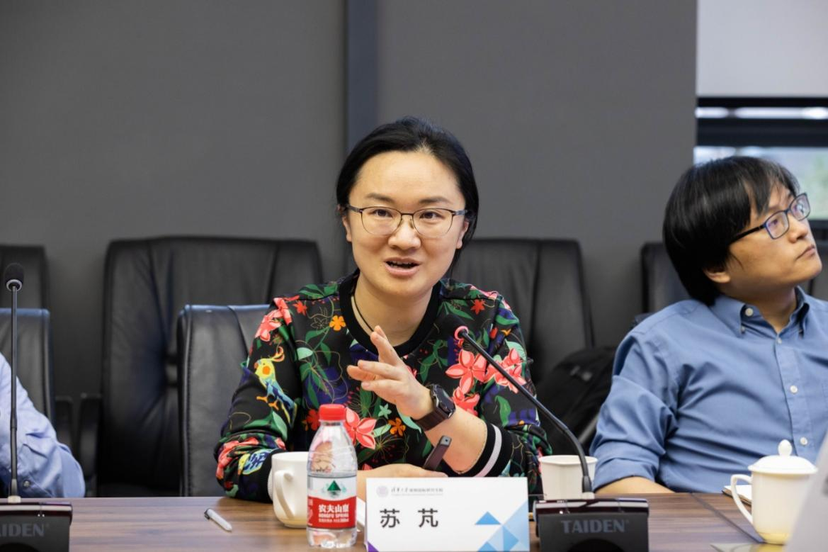 20230309-新葡萄官网AMG书院一行赴深圳调研-书院管理中心-苏芃介绍新葡萄书院制建设情况.png