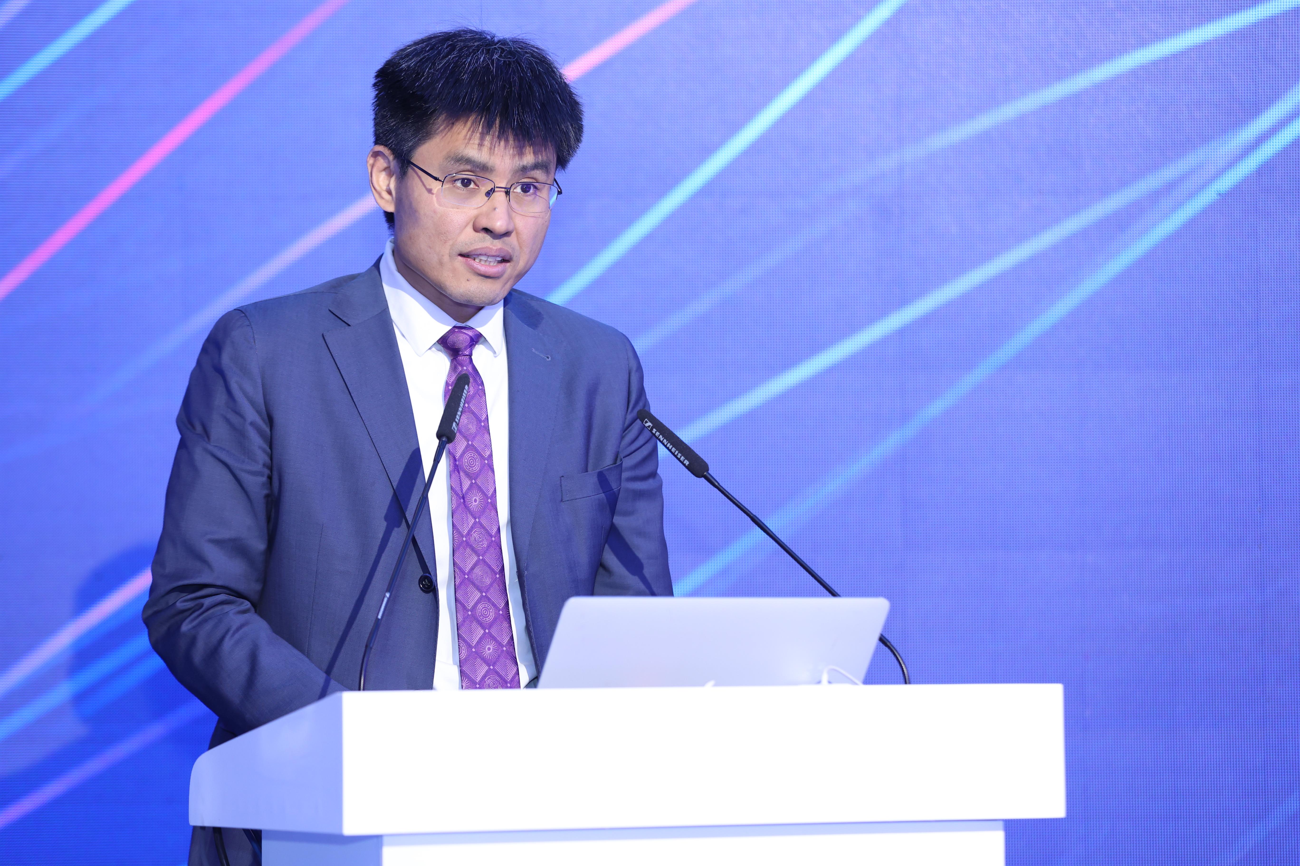 20220416-新葡萄科技创新MBA项目发布会举行-MBA摄影-陈煜波致辞.JPG