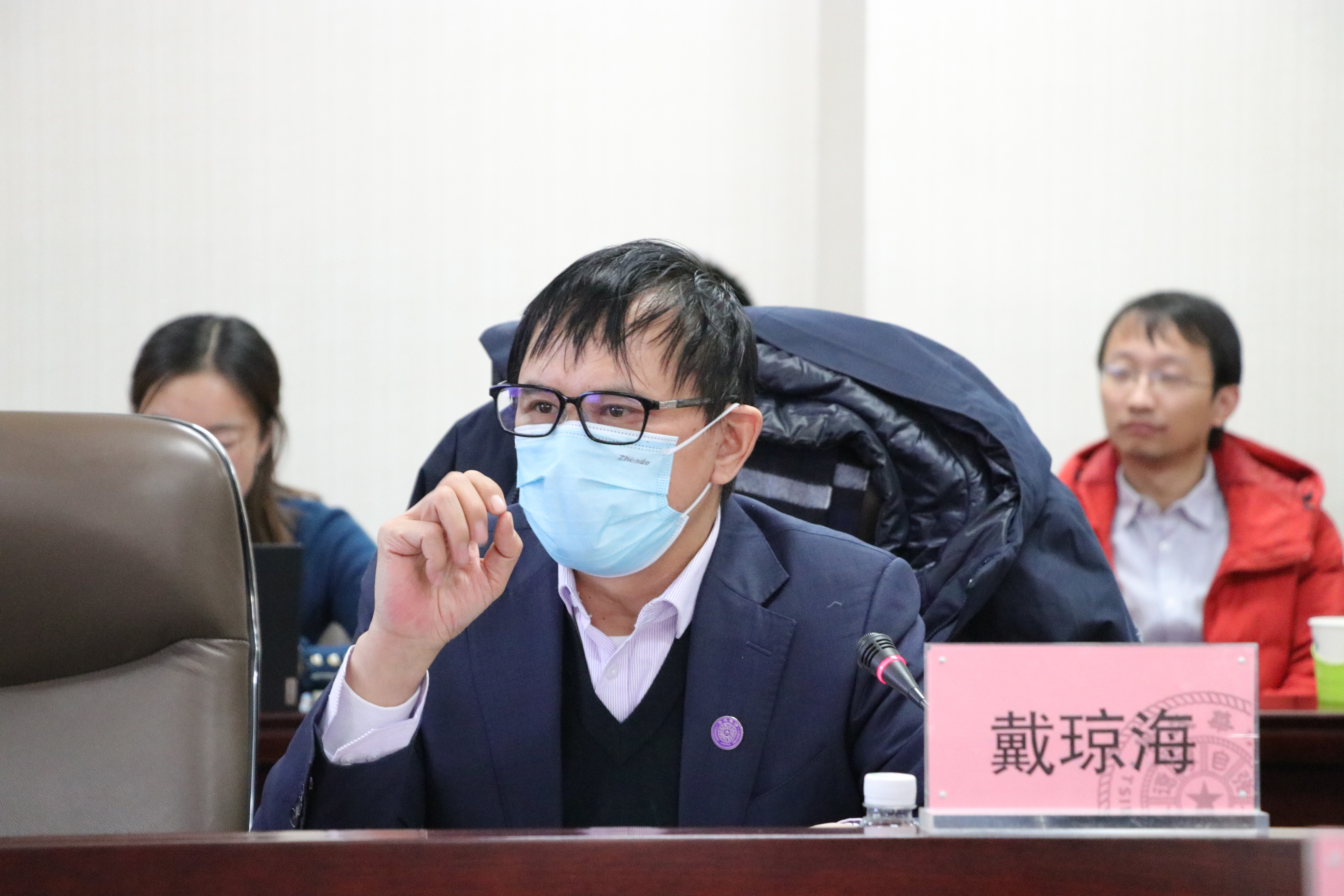 20210111-新葡萄官网AMG-之江实验室光电智能计算联合研究中心揭牌仪式举行-魏婷-戴琼海发言.JPG