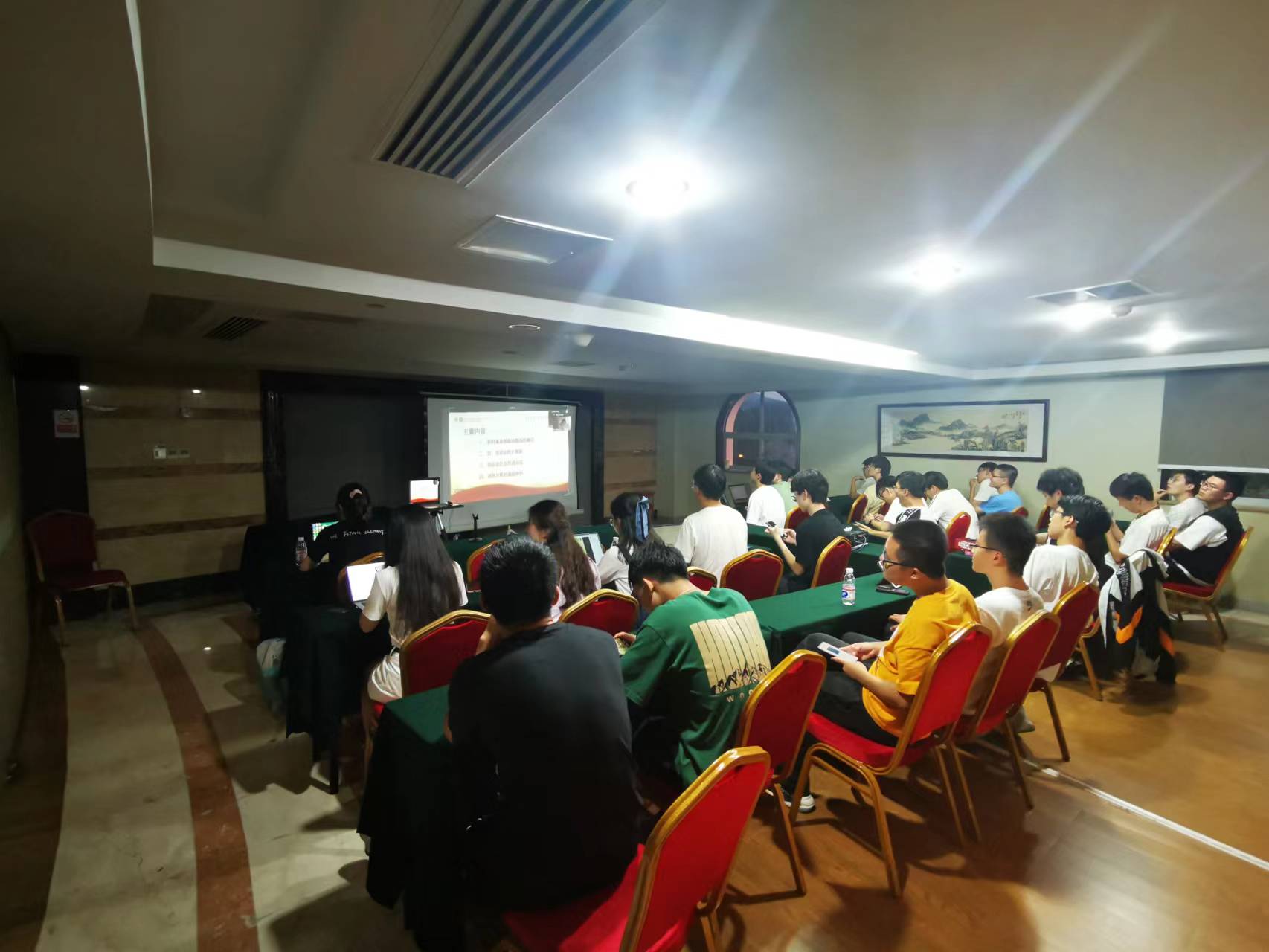 20220808-0814-新葡萄官网AMG“林枫计划”师生赴江西赣县区调研实践-吕宇乾摄-支队师生理论宣讲会.jpg