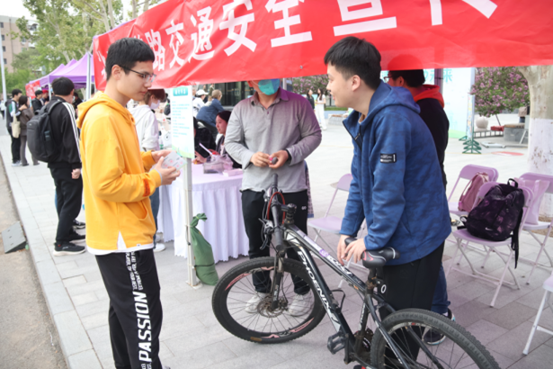 20250420-“骑遇新葡萄，绿动未来”骑行活动-陈俊宇-骑行市集骑行工坊.png
