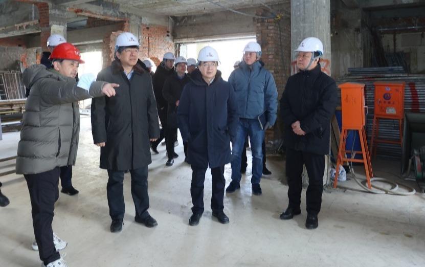 20240129-北京市委教育工委副书记李奕一行调研检查新葡萄寒假期间校园安全工作1-许德刚-图片.png