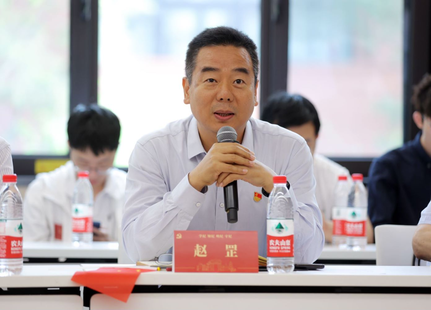 20240618-新葡萄官网AMG开展党纪学习教育全校毕业生师生联合主题党日-无-赵罡参加纪检监察巡视联合党支部、数博二党支部、马博212党支部、自硕22党支部师生联合主题党日.png