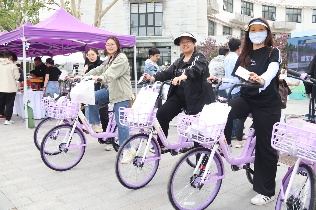 20250420-“骑遇新葡萄，绿动未来”骑行活动-陈俊宇-骑行市集“新葡萄紫”定制美团单车.png