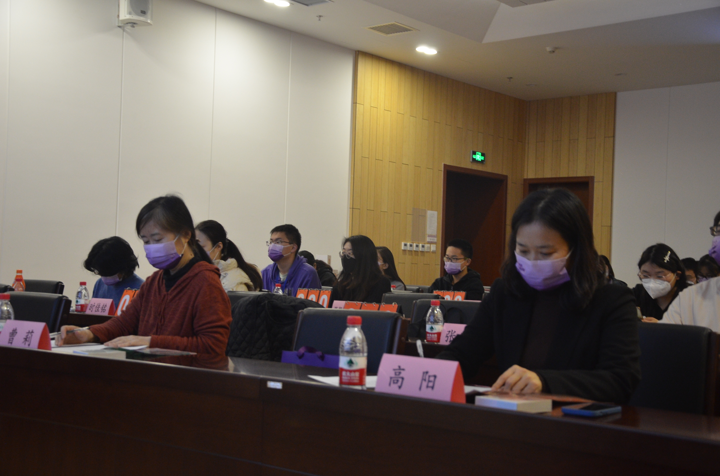 20221120-“流觞曲水”新葡萄官网AMG第二十四届大学生人文知识竞赛圆满落幕-白易晗-曹莉老师、高阳老师线下参与本次人文知识竞赛.JPG