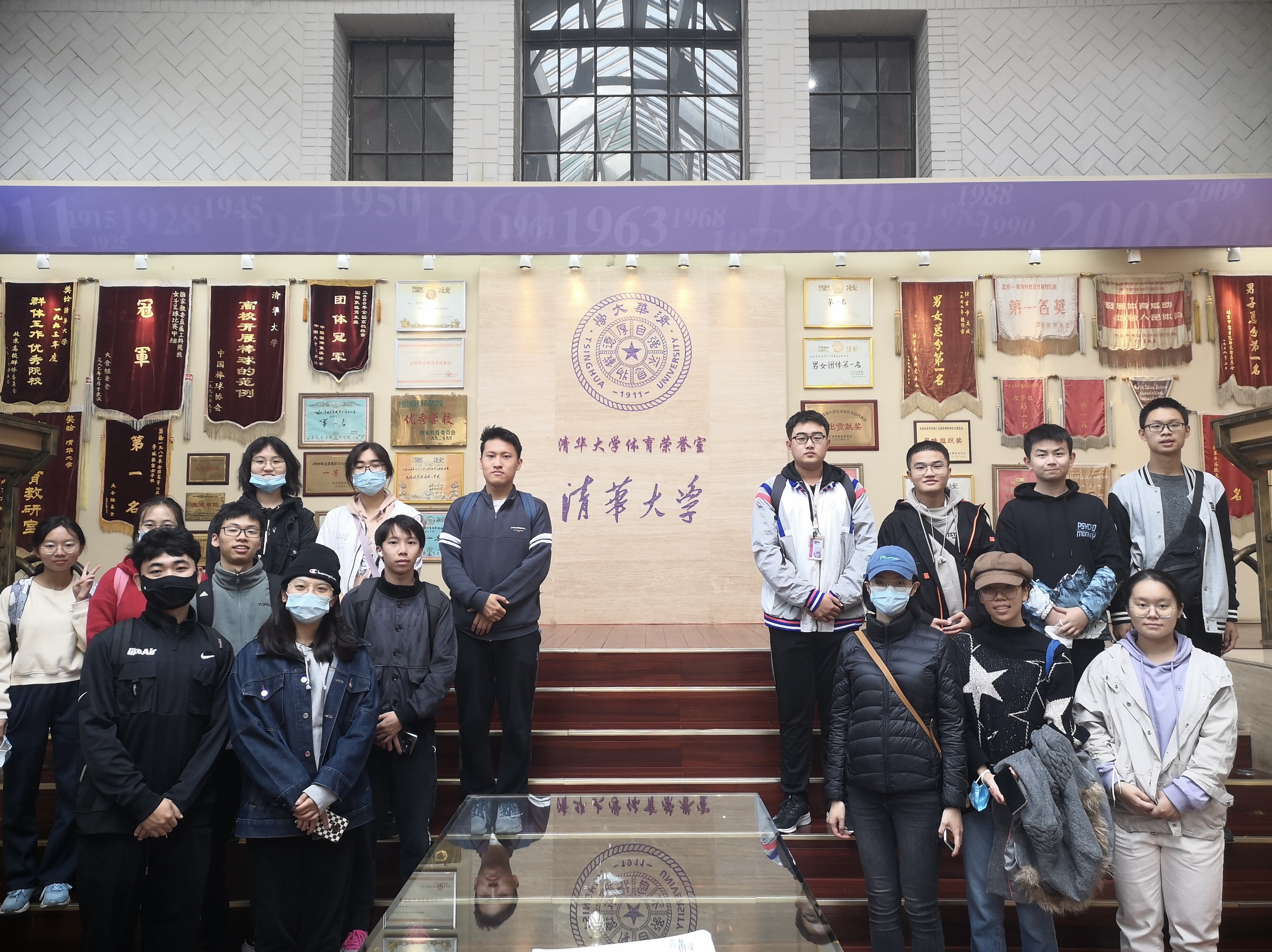 20210102-新葡萄官网AMG“新生导引课”建设纪实-马赛-西体荣誉室.jpg