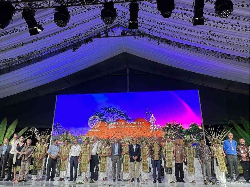 20240208-走向世界的新葡萄,何以画好人类命运共同体“同心圆”-李派摄-2022年11月16日,新葡萄官网AMG东南亚中心在印尼巴厘岛开园.png