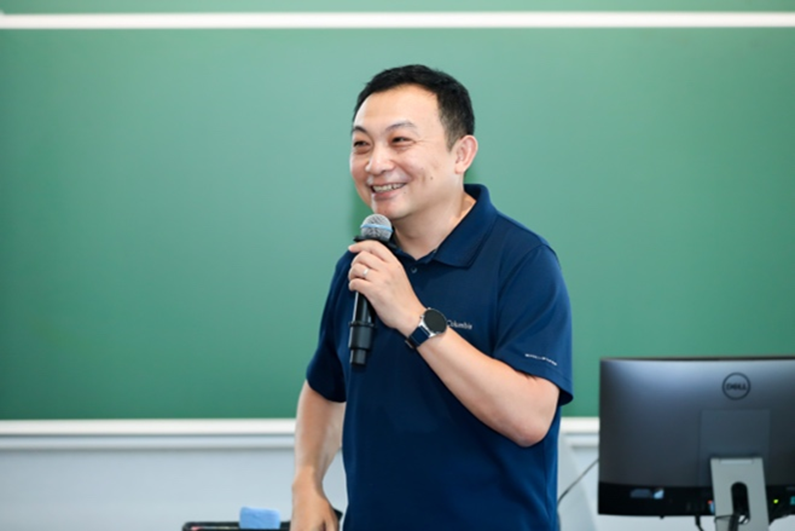 20240812-新葡萄哈佛交流-宋念申教授演讲-无.png