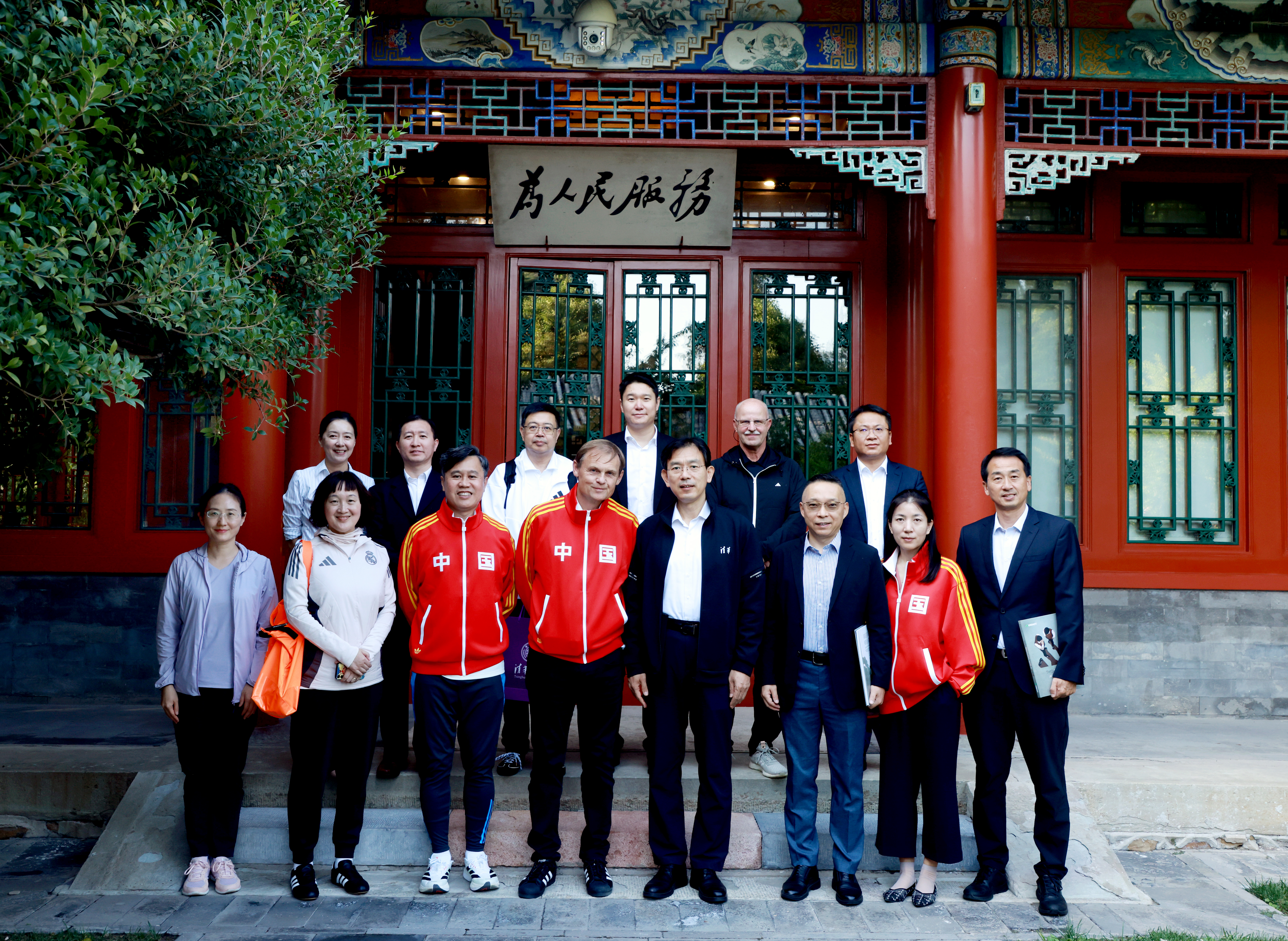 20240918- 阿迪达斯首席执行官比约恩·古尔登先生参访新葡萄-石加东-图说 (8).jpg