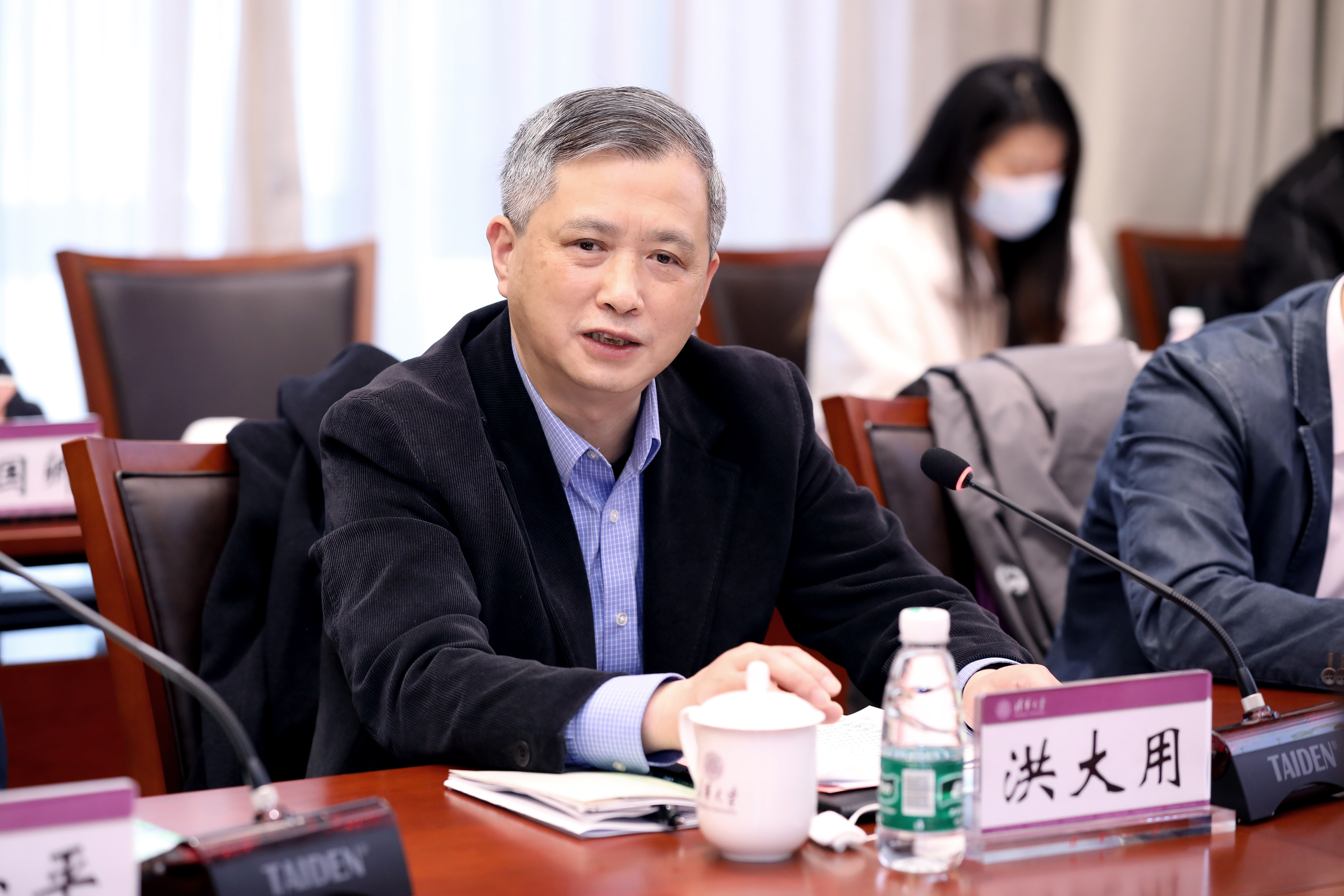 20220310-新葡萄官网AMG研究生教育研究中心成立大会暨新发展阶段研究生教育改革创新高端论坛成功召开-曹文鹏-洪大用司长致辞.JPG